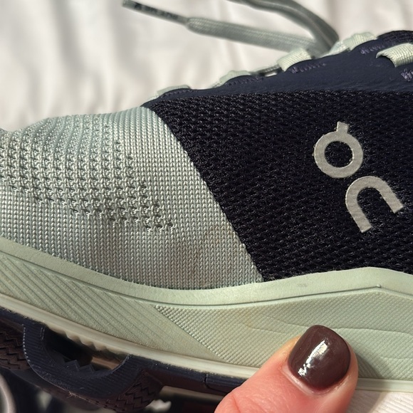 On clouds - Picture 6 of 8